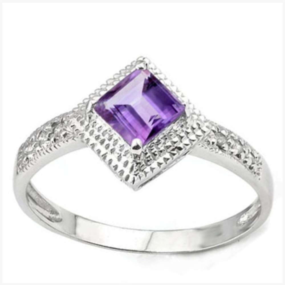 Purple Amethyst & diamond ring